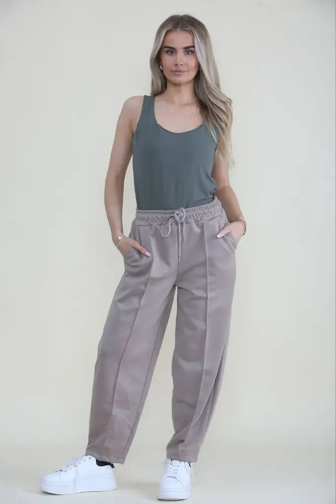 Elasticated Waist, Drawstring Detailed, Two Pocket Trouser