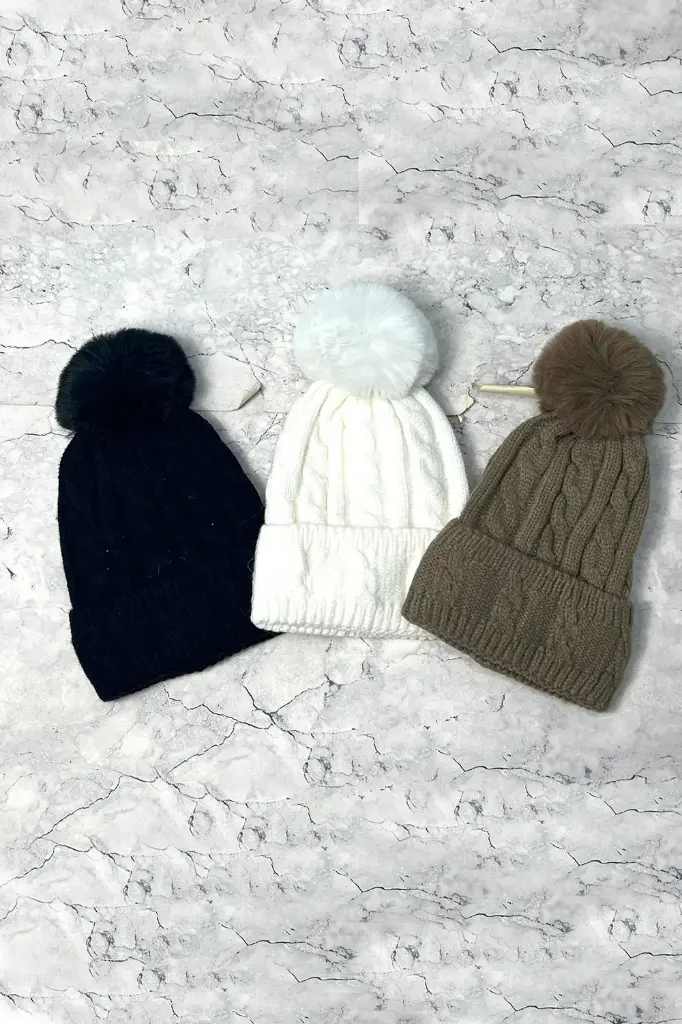 Cable-Knit Pom-Pom Winter Beanie cap