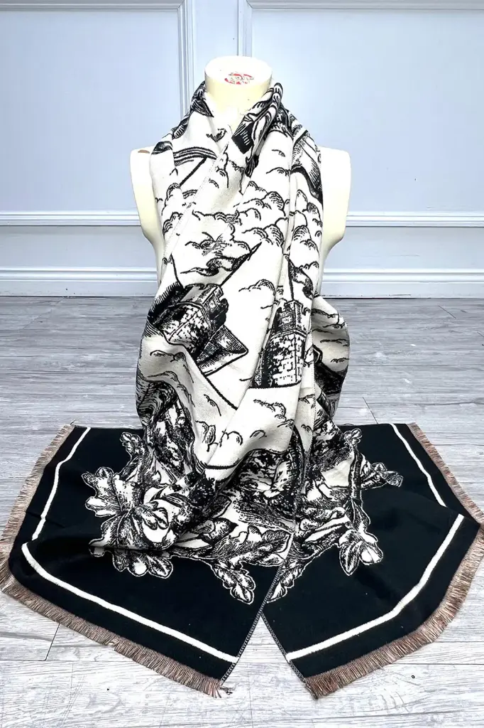 [032240] 032240 (Black)