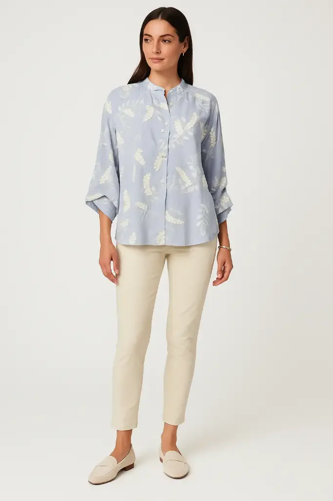 Relaxed, flowy silhouette Shirt with button-down front and subtle mandarin-style collar