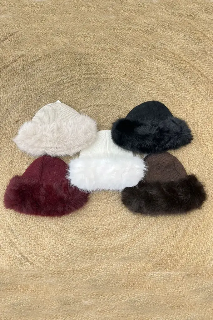 Fur Trim Hat - 50225