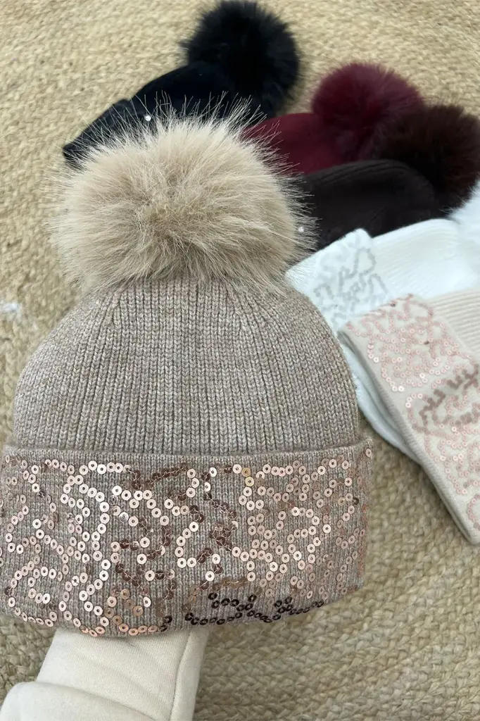 Sequin & Pom Pom Detailed Hat - 50236 (Black)