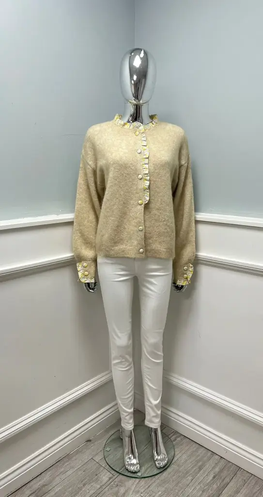 [YI124] YI124 (Beige)